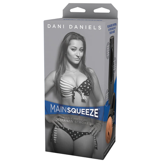 Main Squeeze Pussy Masturbator Dani Daniels Stroker